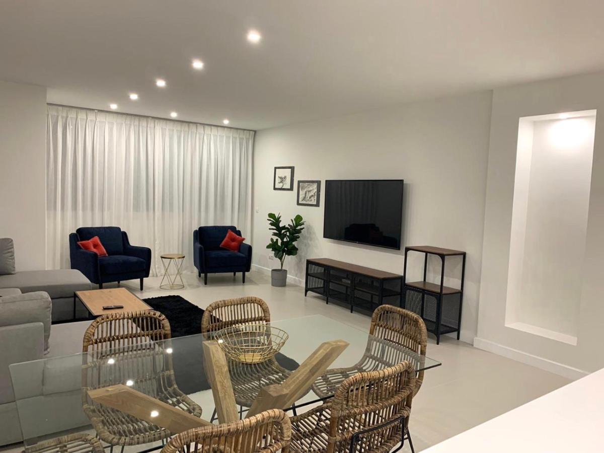 Apartamento Playas Del Duque - Puerto Banus - Marbella Buitenkant foto